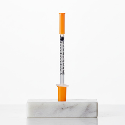 Caixa de Seringa de Insulina SHARE MEDIC - 1mL (c/ Agulha fixa) 32gx6mm- escala 2 em 2 - 100 unidades